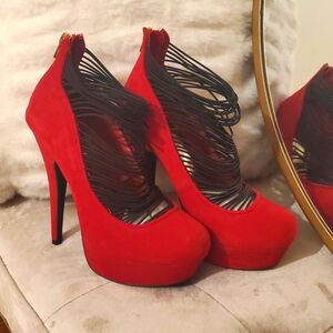 Shi By Journeys Elegant Red Women's Heels